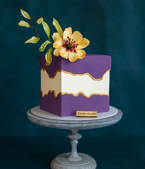 Faultline cake