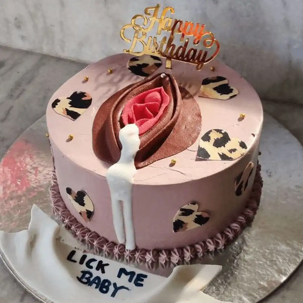 Lick me cake