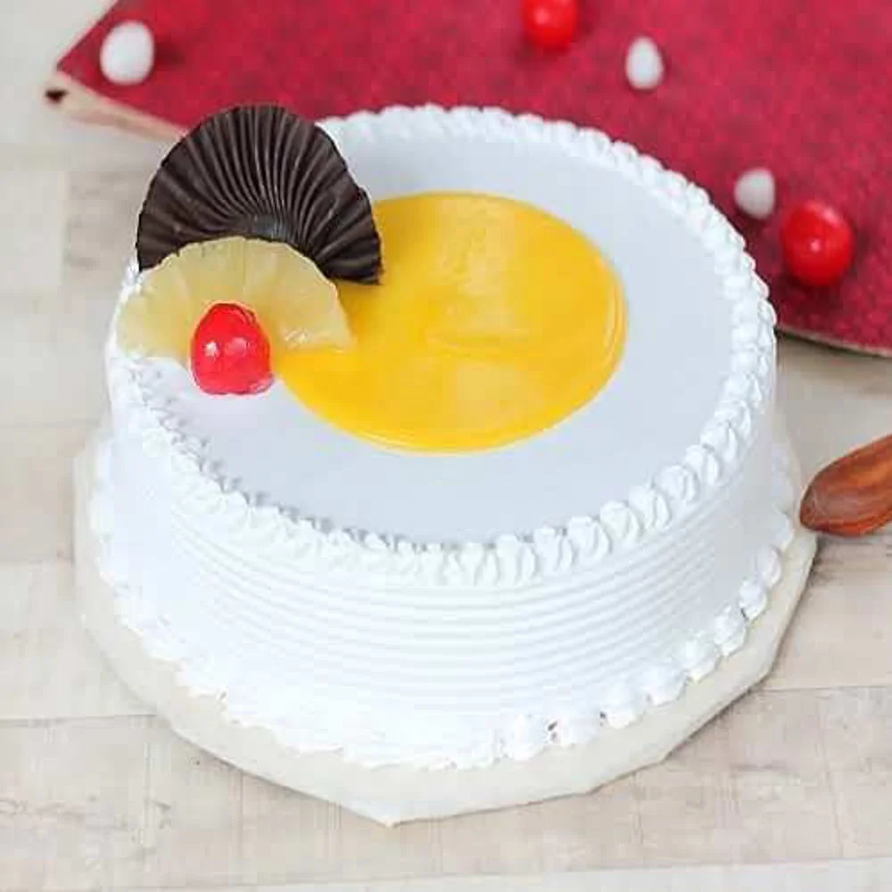 Pineapple Tropics Cake