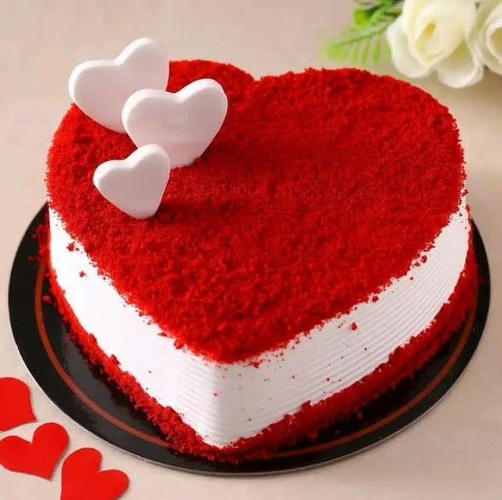 Scarlet Velvet Treat